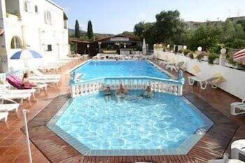 Aparthotel Leftis Romantica Moraḯtika