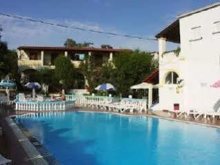 Leftis Romantica Aparthotel Moraḯtika